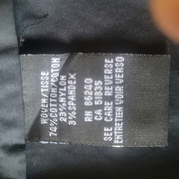 Ravel Sleeveless Blouse with Flower Ruffle black in Size XL/TG - Picture 10 of 11